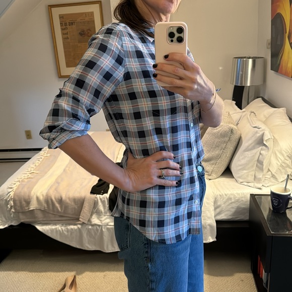 Silk button down blouse - Picture 2 of 4